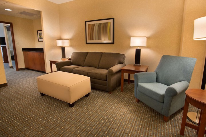 Room 10 of 40