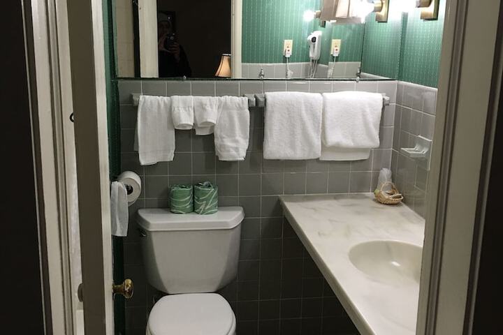 Room 41 of 81