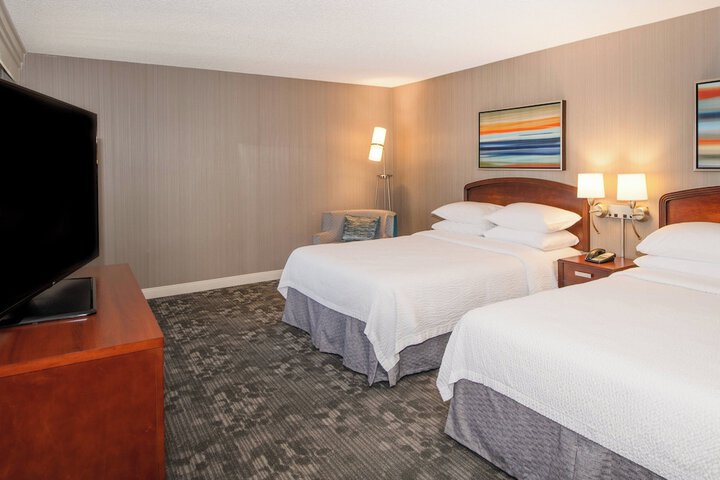 Courtyard by Marriott Oakland Airport