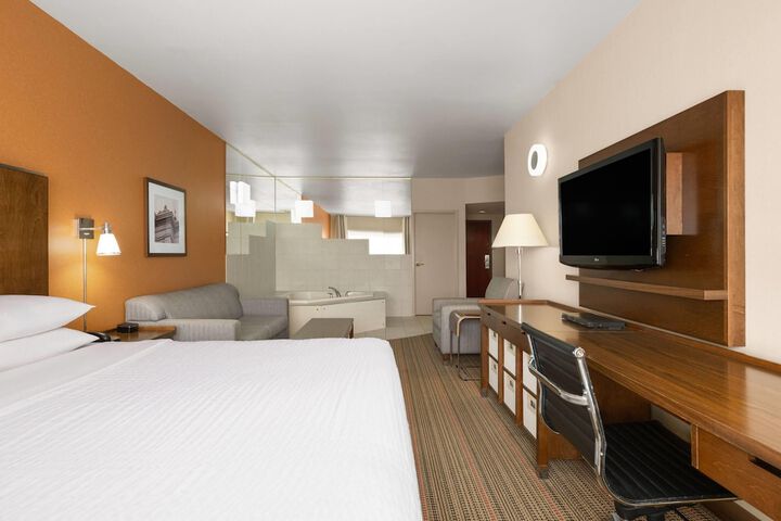Lakeview Signature Trademark Collection by Wyndham
