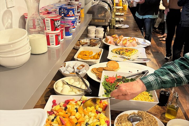 Breakfast/Coffee Service 33 of 34