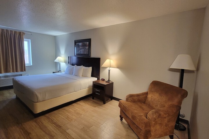 Room 9 of 21