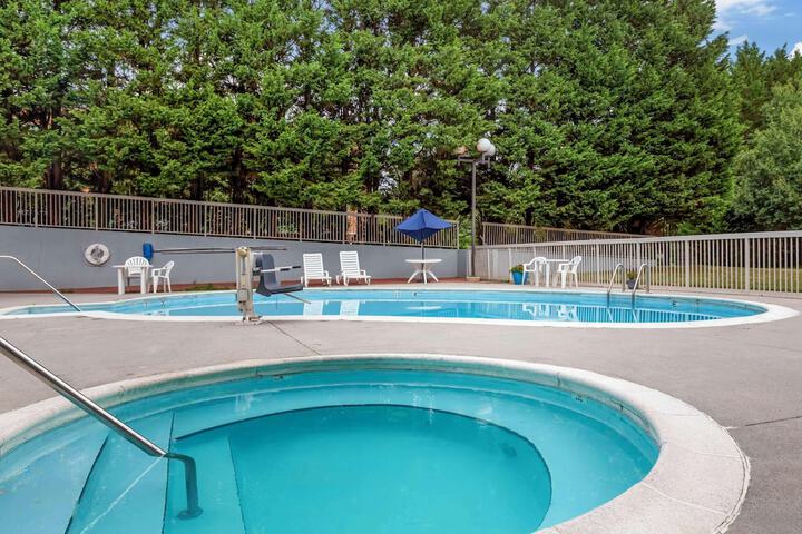 Pool 5 of 38