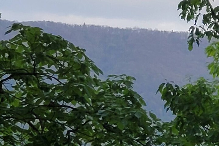 Smoky Mountain Lake View Cabin Bristol Tn