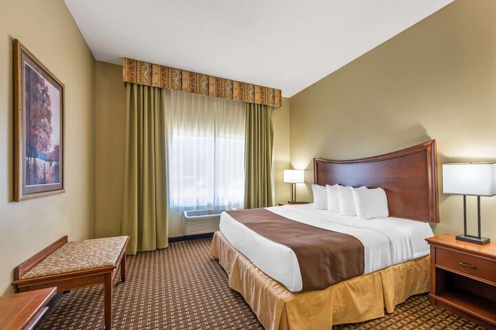Best Western Plus Grand Island Inn & Suites
