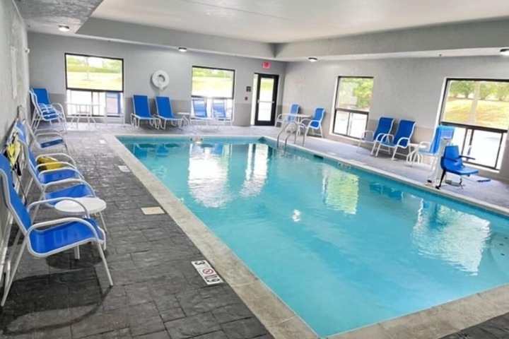 Pool 6 of 43