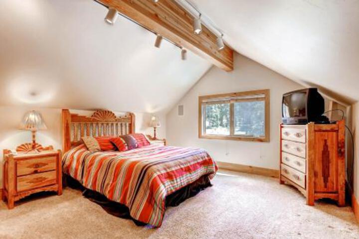 Melville House 3554 RARY