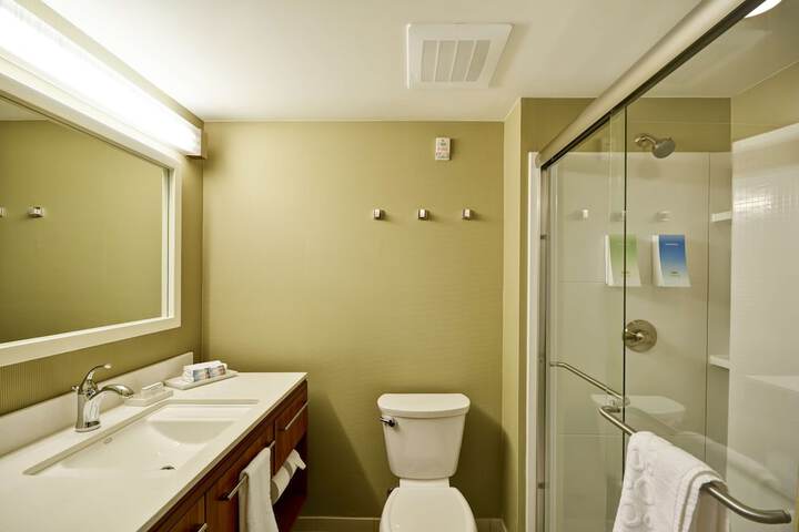 Home2 Suites by Hilton Decatur Ingalls Harbor