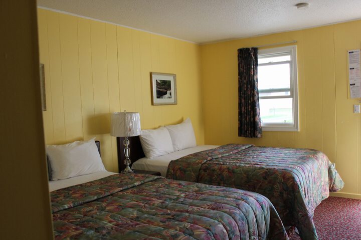 Room 11 of 24