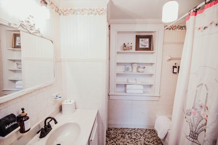 Room 45 of 60
