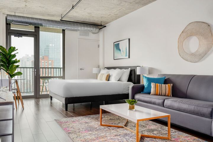Room 45 of 107
