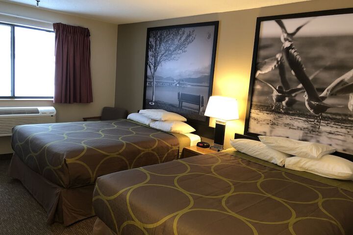 Room 23 of 35