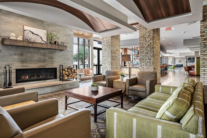 Hotel Indigo Traverse City by IHG