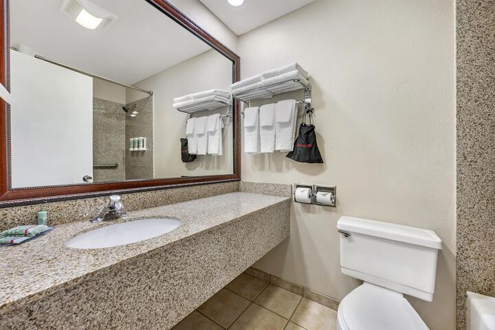 Best Western Pier Point Inn