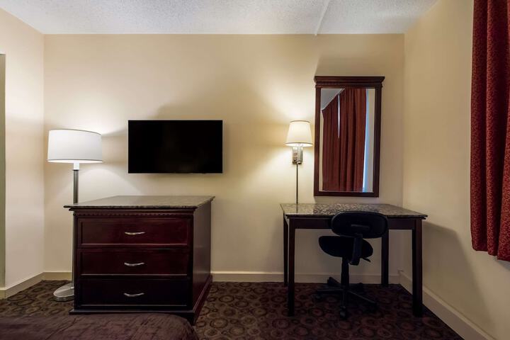 Room 22 of 36