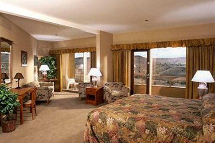 Kah-Nee-Ta Resort & Spa
