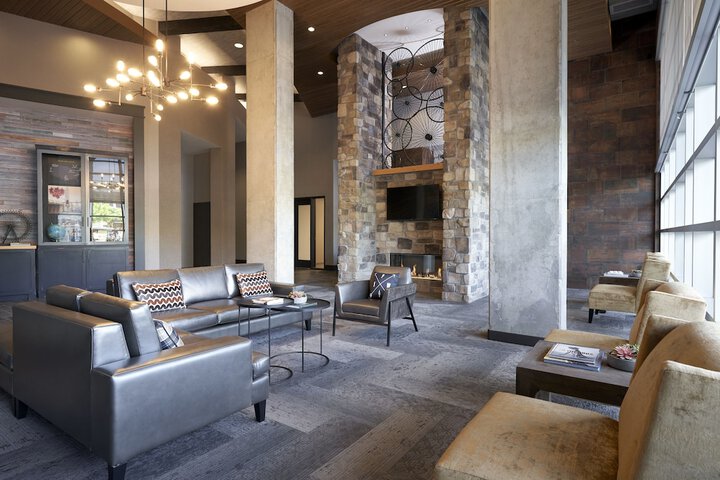 Hotel Interior 12 of 60