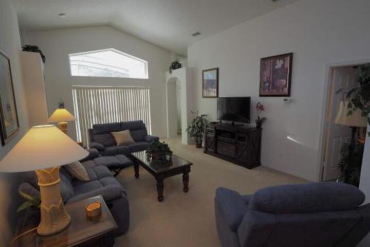 Lirasan Villa near Disney Area