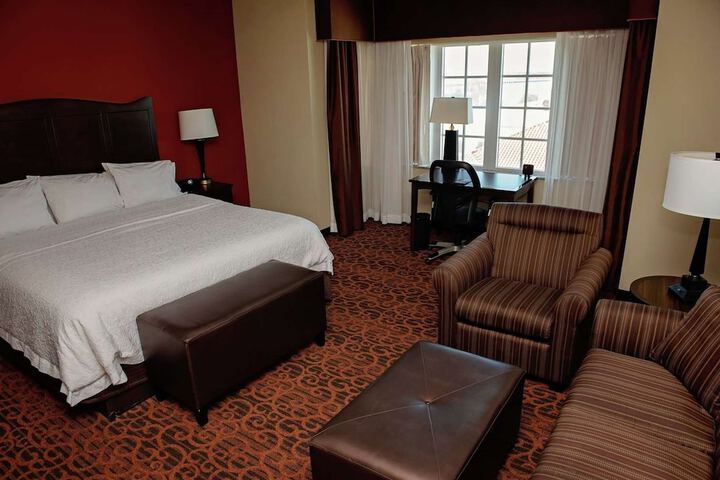 Hampton Inn & Suites Bradenton Downtown Historic District
