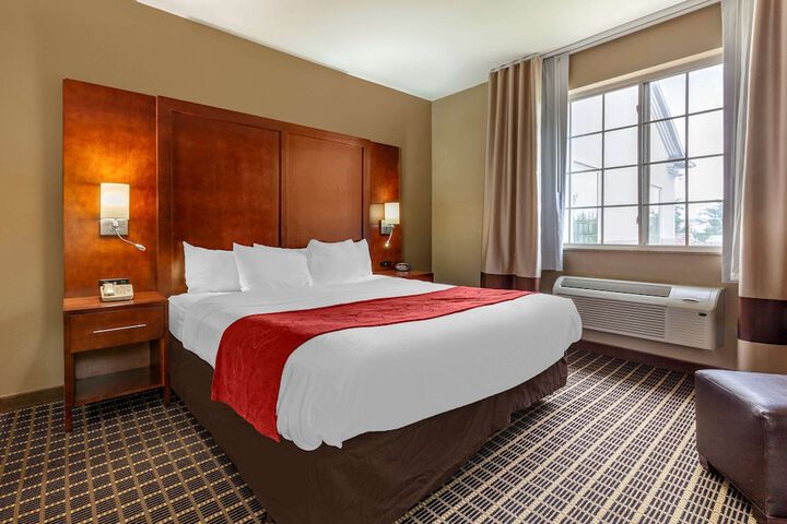 Room 18 of 36