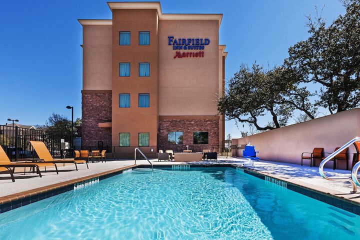 Pool 4 of 41