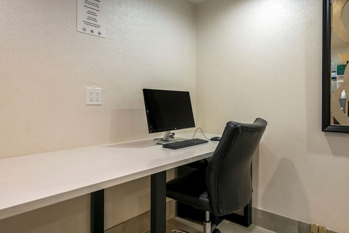 Business Center 48 of 48