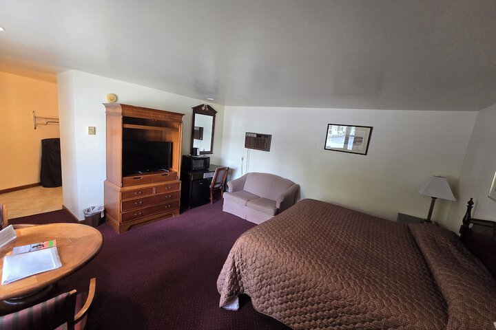 Lake View Motel