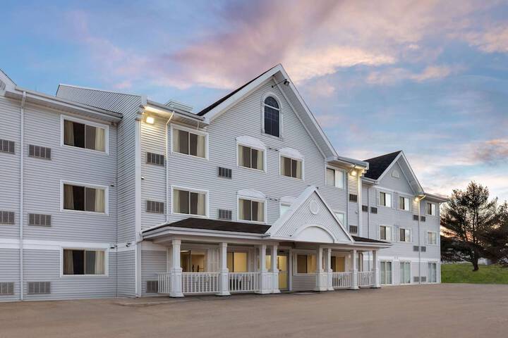 Hotel 3 of 38