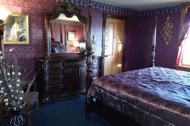 Room 6 of 60