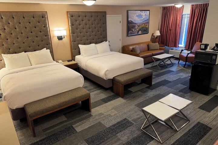 Room 11 of 34