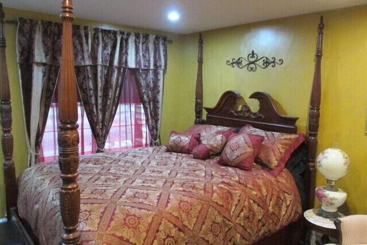 Room 16 of 46