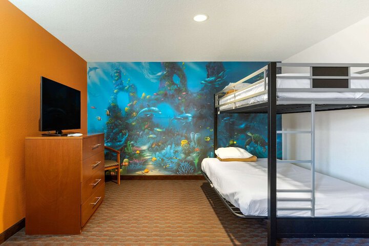 Comfort Suites Stevensville - St. Joseph