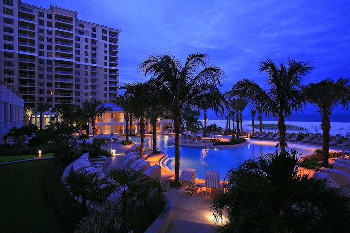 Sandpearl Resort