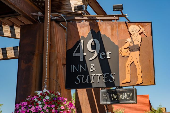 Hotel 3 of 53