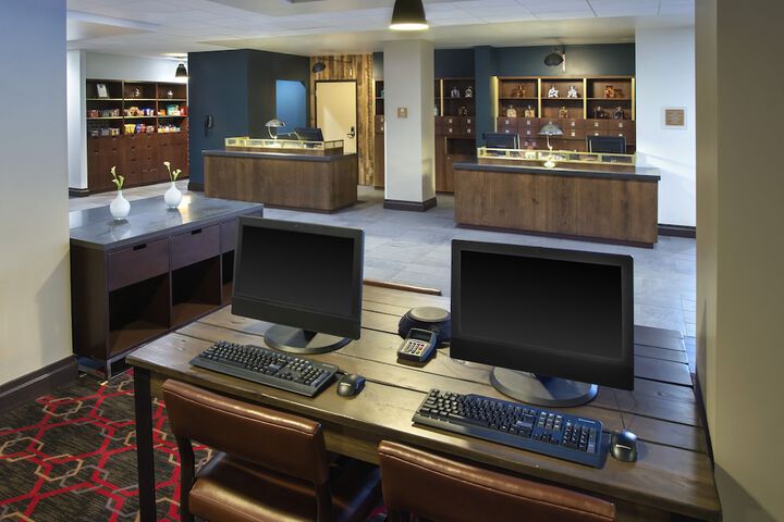 Business Center 22 of 22
