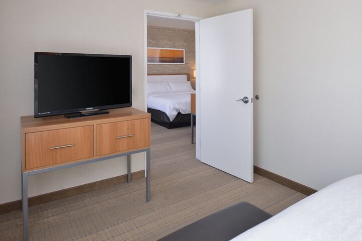 Holiday Inn Express & Suites Pocatello by IHG