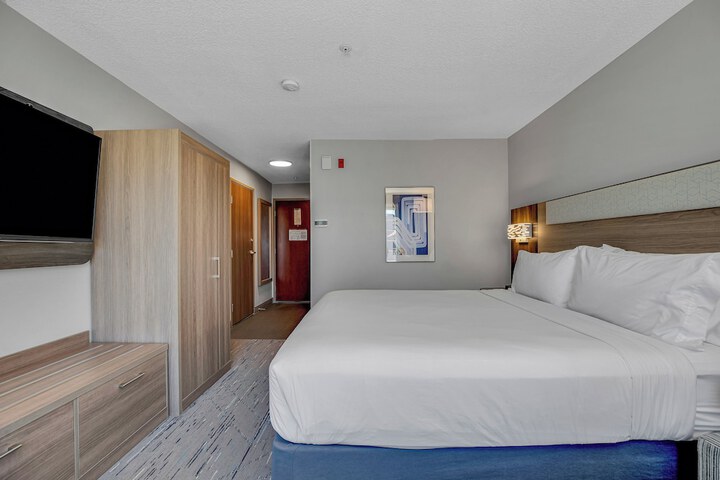 Room 48 of 120