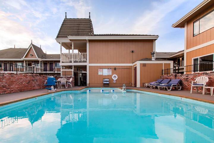 Pool 2 of 38