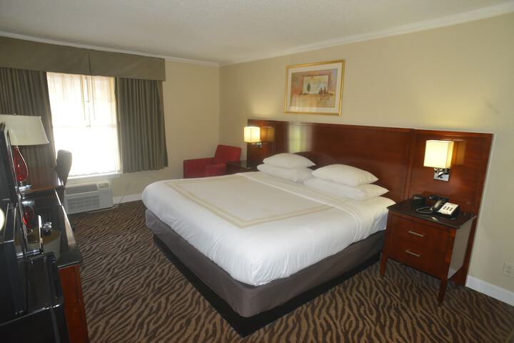 Room 33 of 55