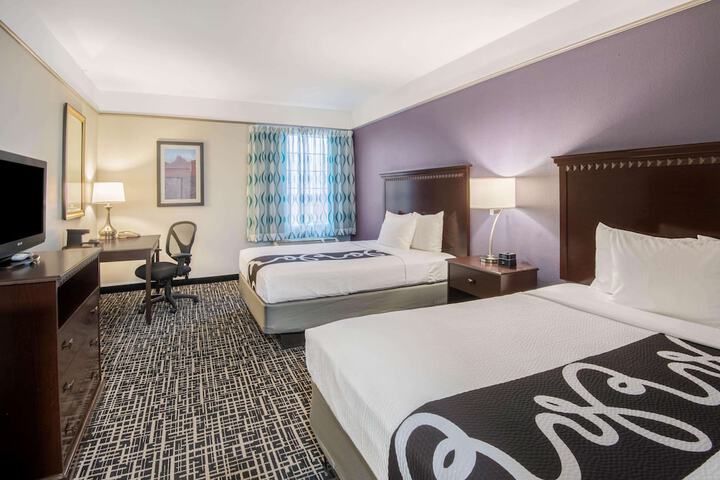 Room 20 of 49