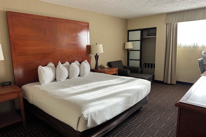 Wyndham Garden Medicine Hat Conference Center
