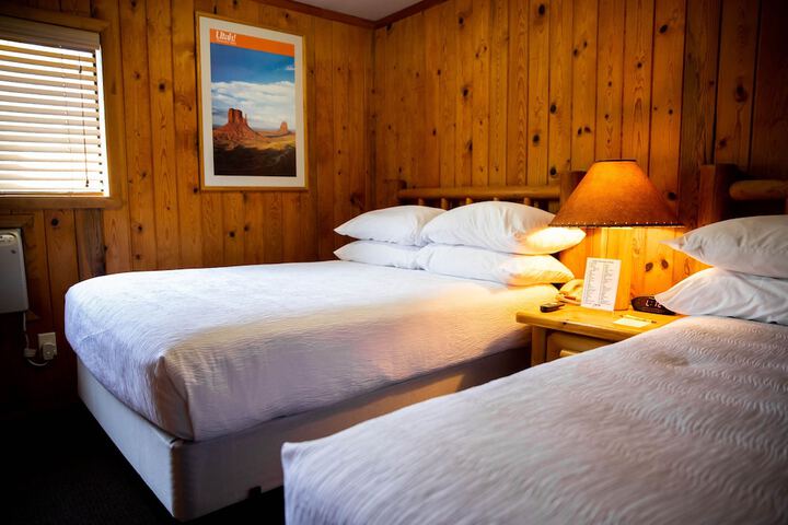 Room 12 of 37