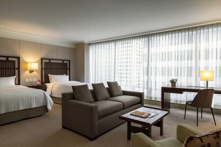 Room 75 of 149