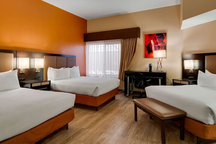 Room 29 of 53