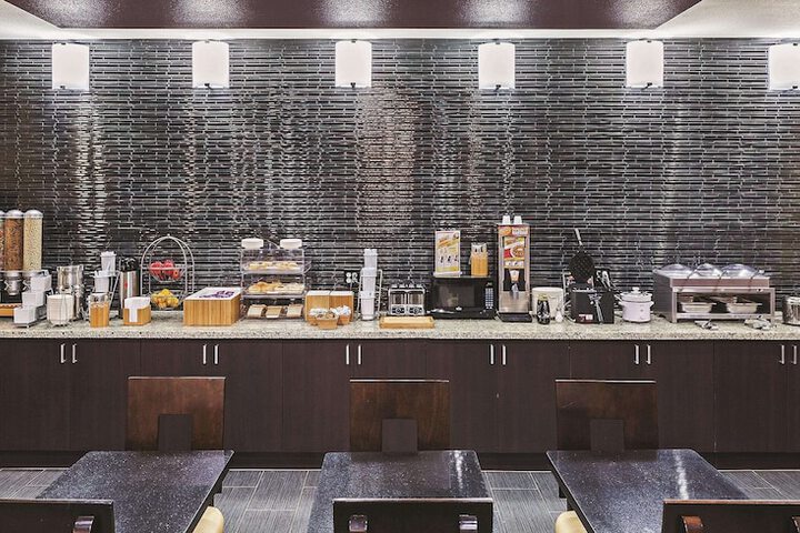 La Quinta Inn & Suites by Wyndham Jourdanton - Pleasanton