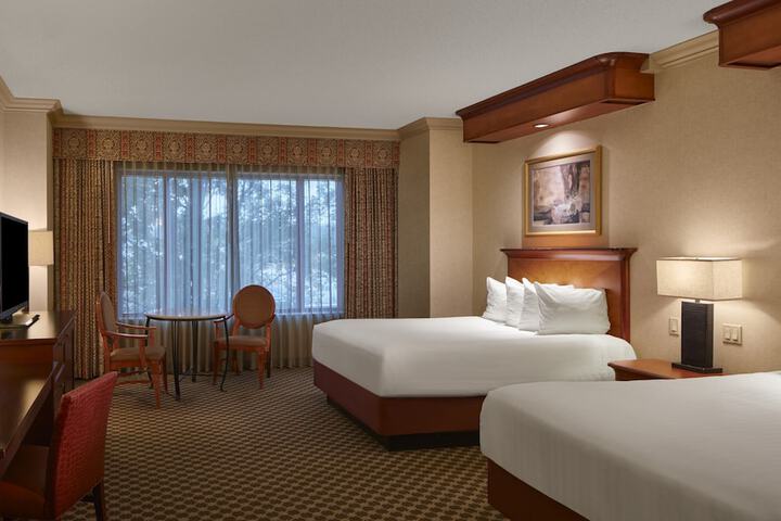 Room 9 of 36
