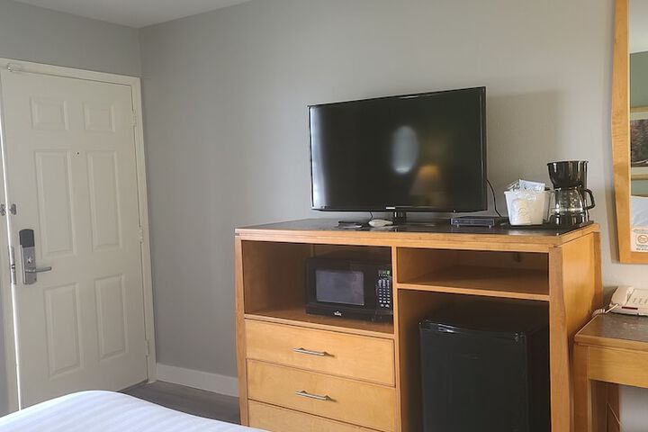 Room 16 of 47