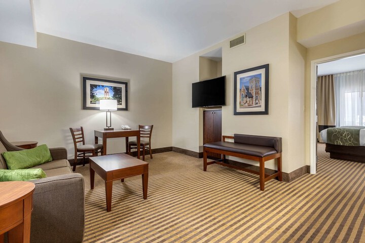 Room 15 of 50