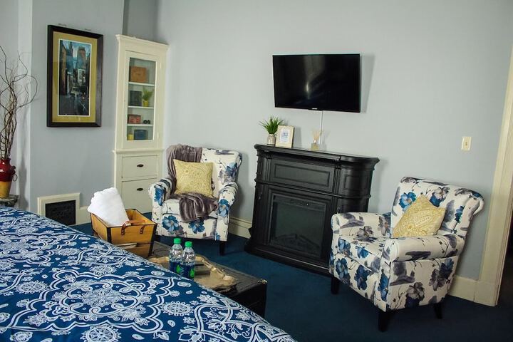 Room 7 of 20