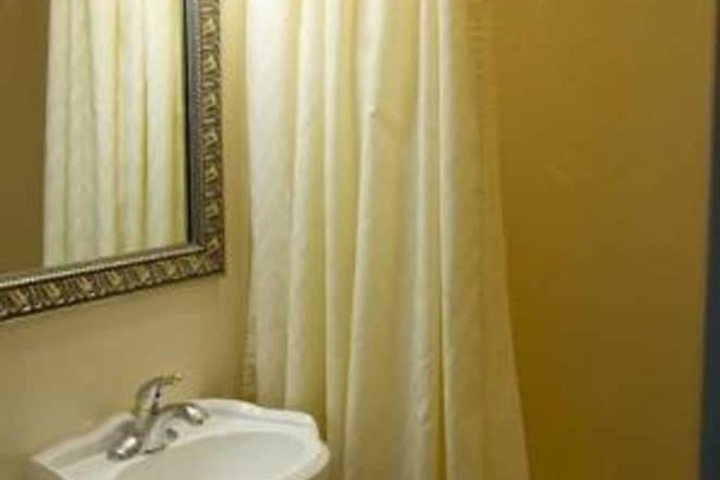 Historic Anchorage Hotel